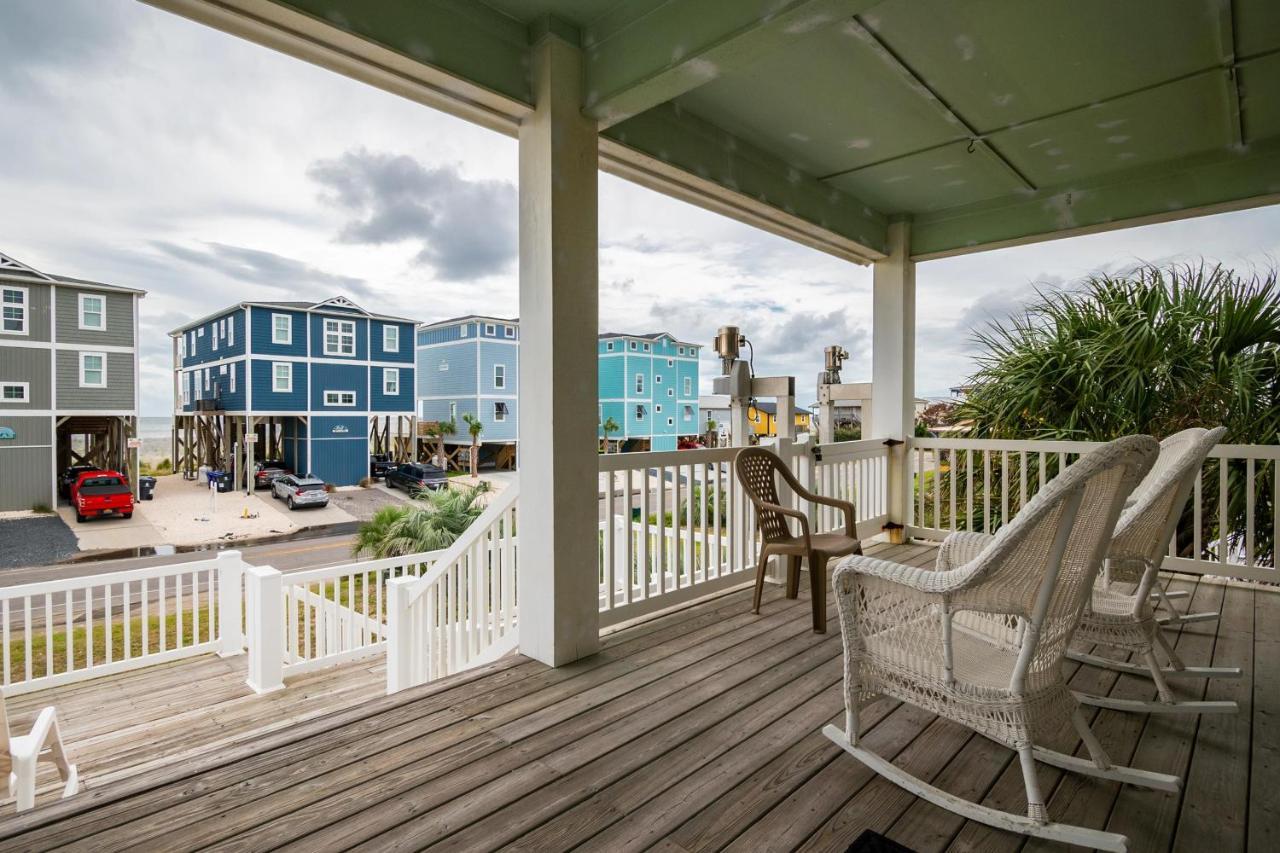 Beach Joy By Oak Island Accommodations Exterior photo