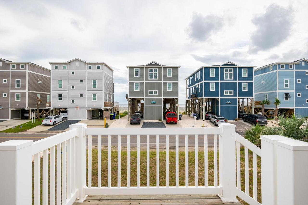 Beach Joy By Oak Island Accommodations Exterior photo